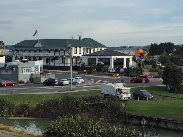 The Kentish Hotel Waiuku Zewnętrze zdjęcie